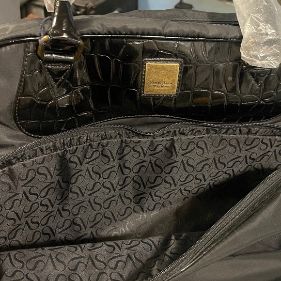 Simply Vera Vera Wang Black Travel Bag - Picture 7 of 7